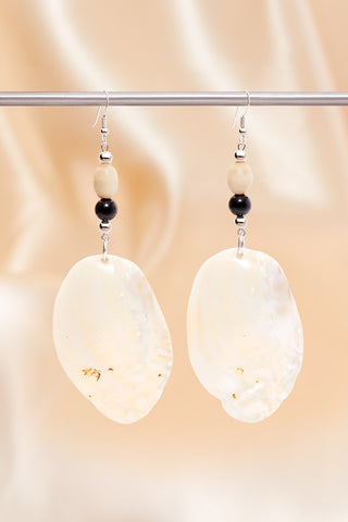 CREAMY ONYX GIGANTIC SHELL EARRINGS