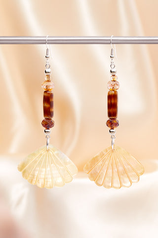 BROWN PATTERNED FAN SHELL EARRINGS