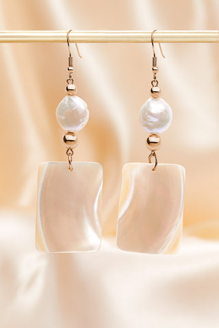 14K GOLD PEARL AND SILK SHELL EARRINGS