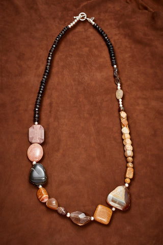 MIDNIGHT IN SANTA FE NECKLACE