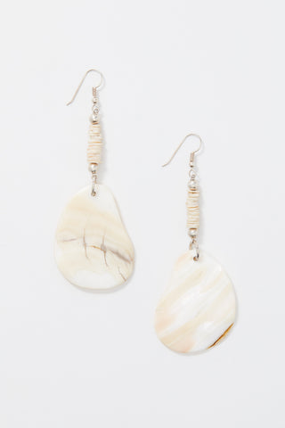 CREAM ABSTRACT SHELL EARRINGS