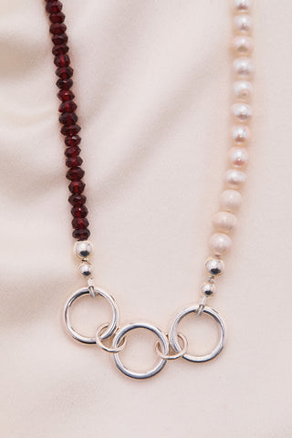 CLASSIC RED GARNET AND FRESHWATER PEARL NECKLACE