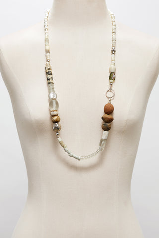 WHITE LIGHT WITH TERRA COTTA CLAY AND GREEN GLASS NECKLACE