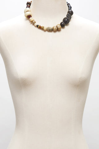 BLACK CREAM AND RED DUNE CHOKER NECKLACE