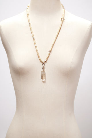RAY OF LIGHT NECKLACE WITH CRYSTAL QUARTZ PENDANT