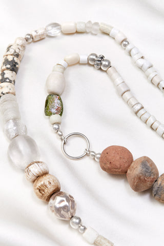 WHITE LIGHT WITH TERRA COTTA CLAY AND GREEN GLASS NECKLACE